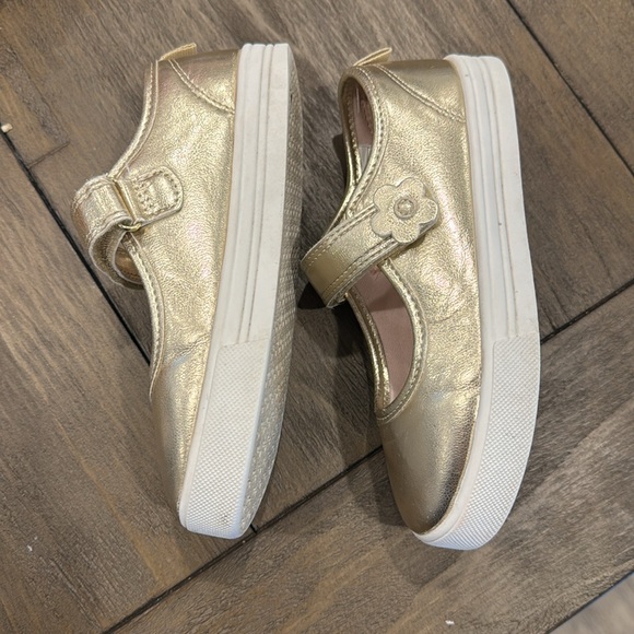 Oshkosh B’Gosh Mary Jane - Picture 2 of 2